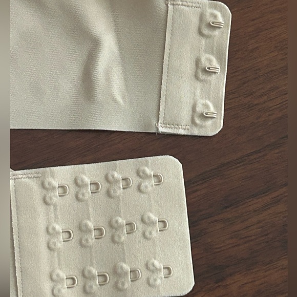 Honeylove Crossover Bra in Sand Size Large 38 B/C - Picture 8 of 10